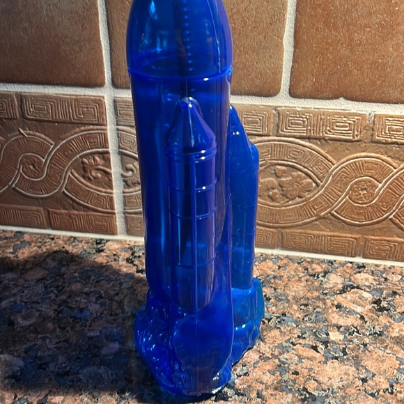 Plastic Rocket ship drinking bottle with straw - Picture 6 of 11
